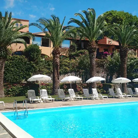 Casa vacanze ;villetta Noemi 130s *