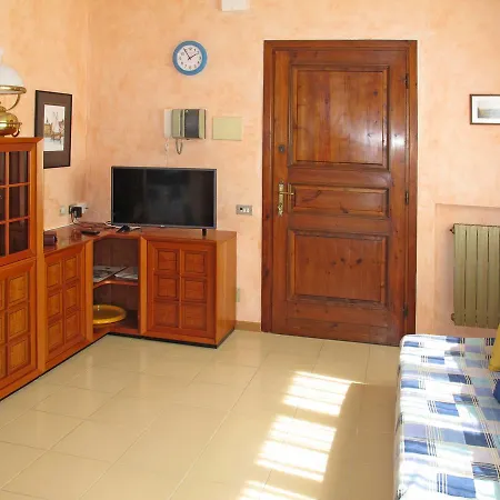 ;villetta Noemi 130s Casa de Férias