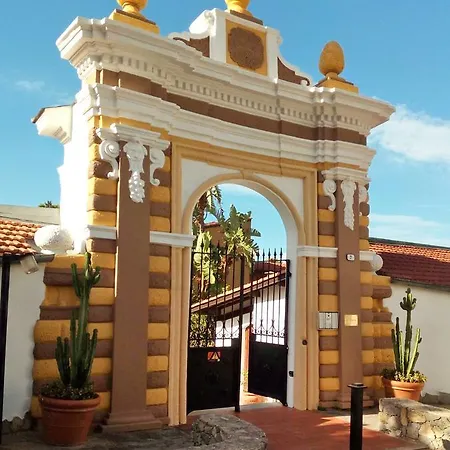 Casa vacanze ;villetta Noemi 130s Ventimiglia